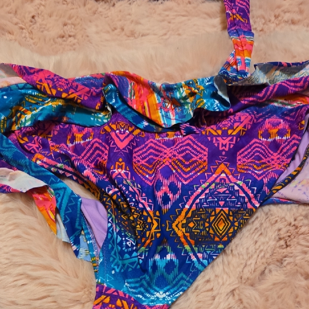 Jessica Simpson Multicolor Ruffle Bikini - Picture 7 of 7